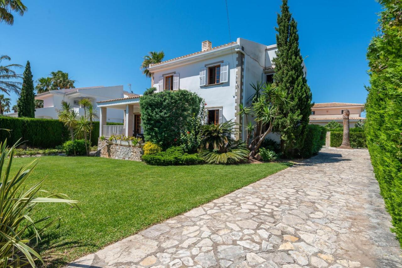 Can Llorens Pollenca Luaran gambar