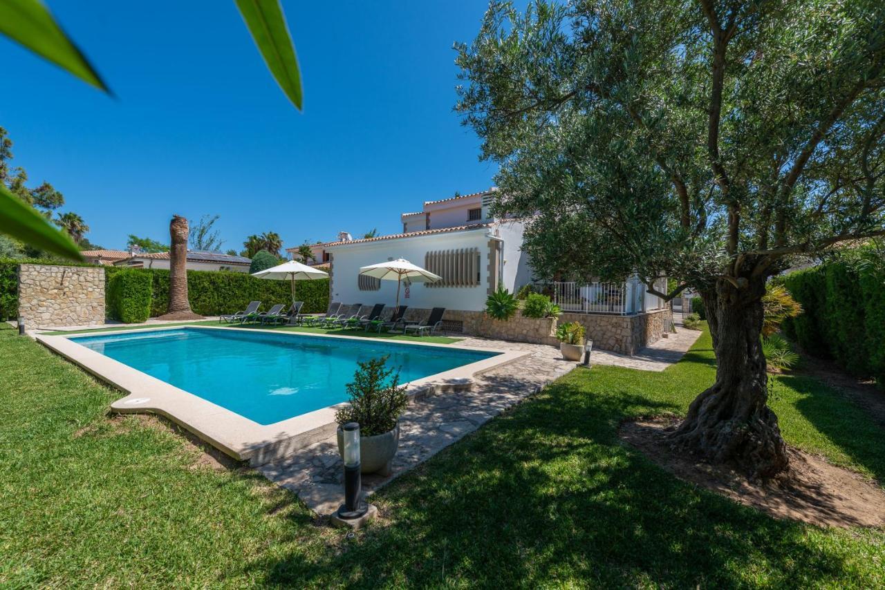 Can Llorens Pollenca Luaran gambar